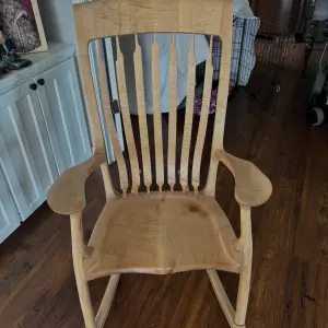 no. 1 is a medium chair from koa 4800 7